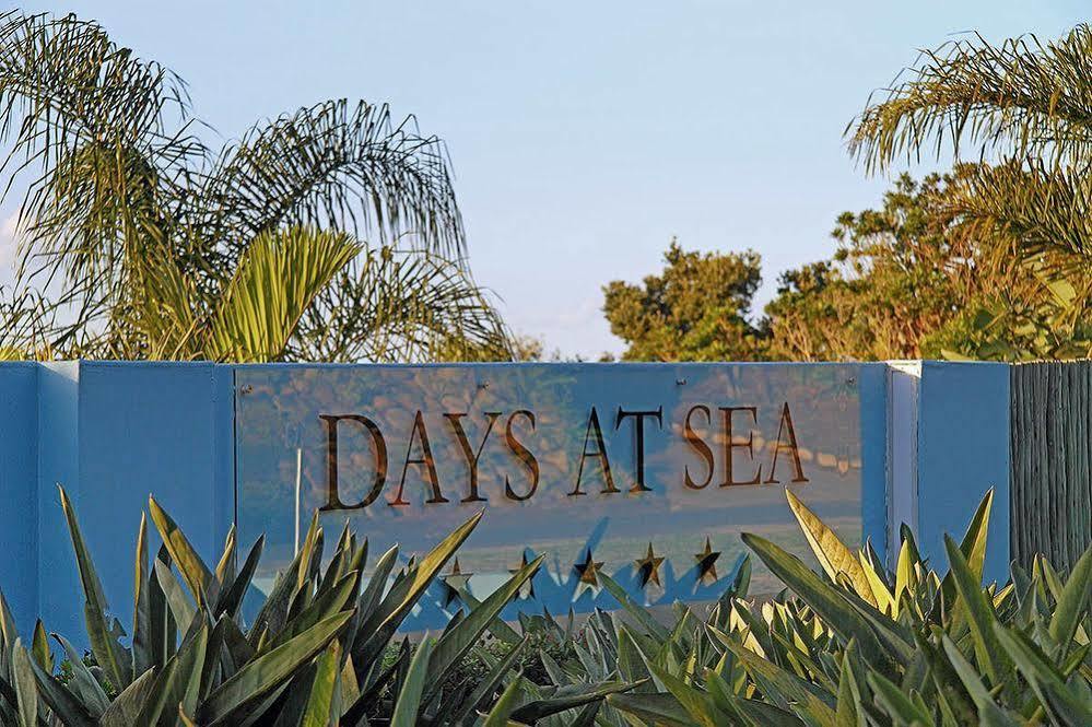 Days At Sea Beach Lodge Trafalgar Exteriér fotografie